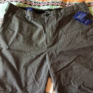 Apt 9 Men’s shorts size 38